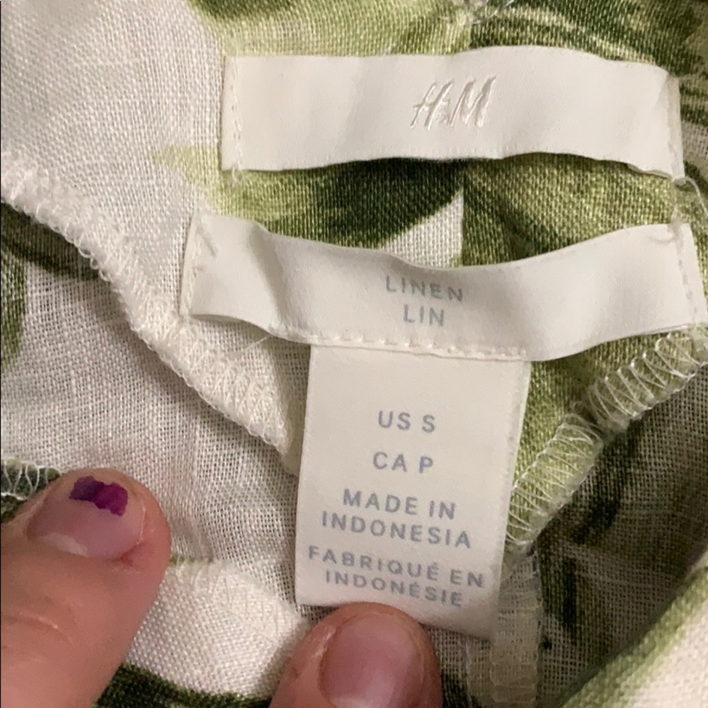 LEAF PRINT BUTTON-UP TOP🌿🌿 - Picture 4 of 5